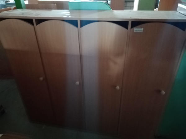 Шкаф 4-х секционный для одежды (1440*340*1340) цв. бук