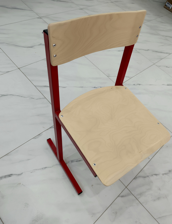 Стул ученический на плоскоовальной трубе гр.6, красный