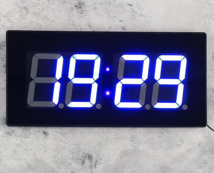 Часы настенные электронные "Элегант", синие цифры (от сети) 47,5х3,5х23см